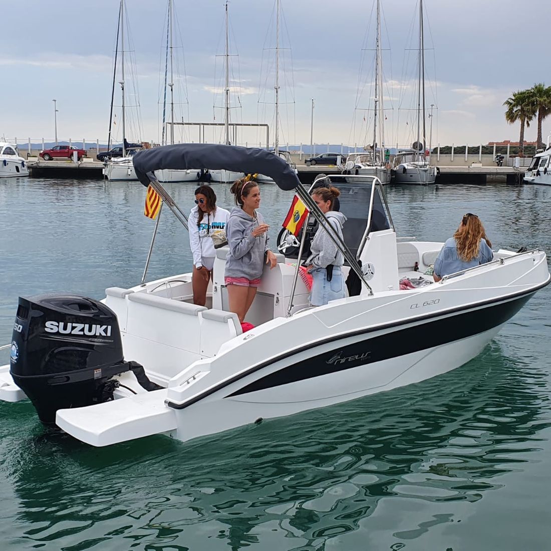 Rent Boats CBE Nireus